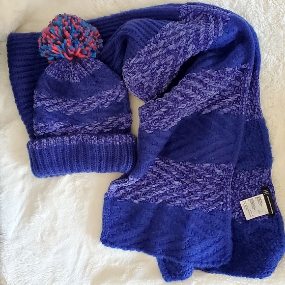 INC Chenille Scarf and Hat Set - Picture 1 of 4